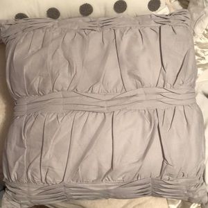 Decorative pillow